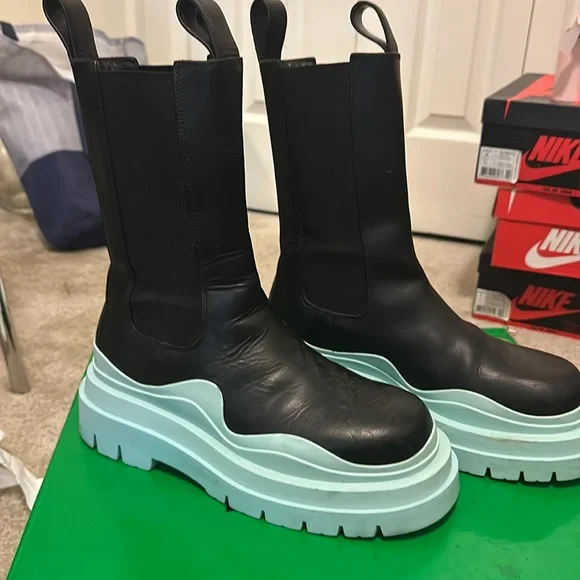 Bottega Tire Boots - Picture 2 of 5